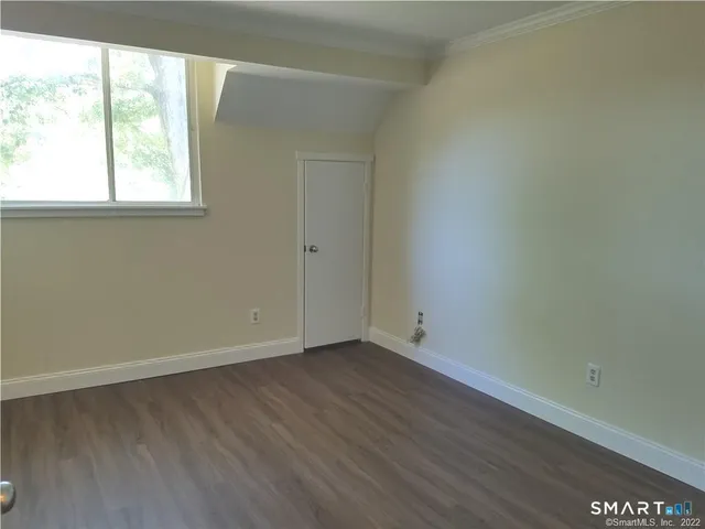 $2,300 | 167 Heritage Village, Unit E, Southbury, CT 06488