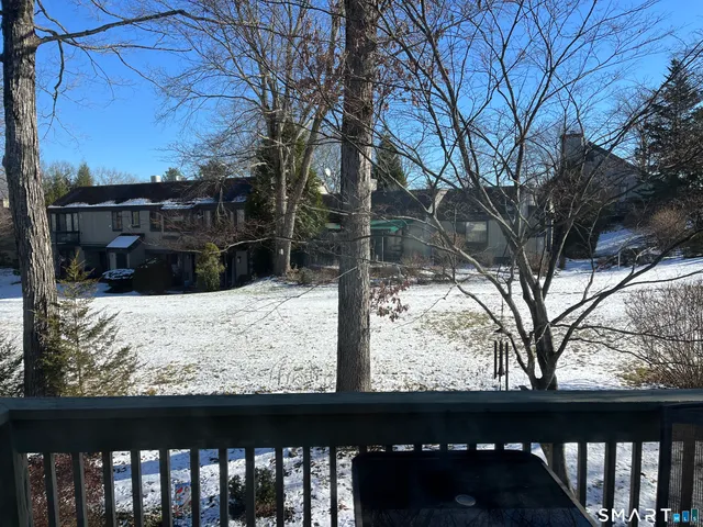 $2,300 | 167 Heritage Village, Unit E, Southbury, CT 06488