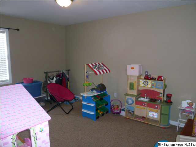 991 Skyview Lake Road Hayden, AL 35079 - Photo 11 of 13