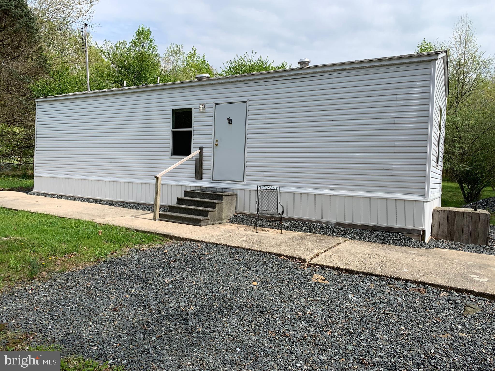 3044 James Run Road Churchville, MD 21028 - Photo 4 of 16 525 sq ft. mobile home is included or removed