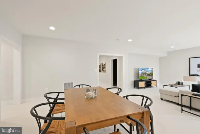 $1,795,500 | 5817 2nd Street South, Arlington, VA 22204