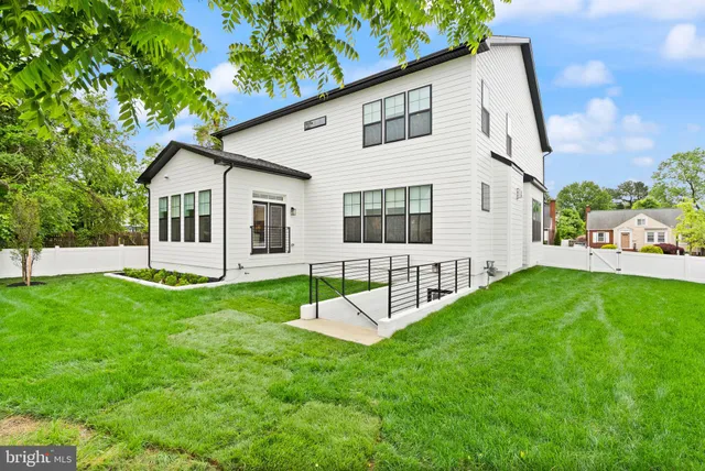 $1,795,500 | 5817 2nd Street South, Arlington, VA 22204