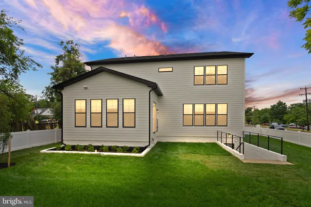 $1,795,500 | 5817 2nd Street South, Arlington, VA 22204