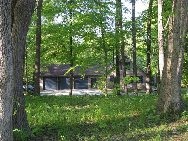 1389 Inverness Farms Road Martinsville, IN 46151 - Photo 3 of 12 Gallery Image 3