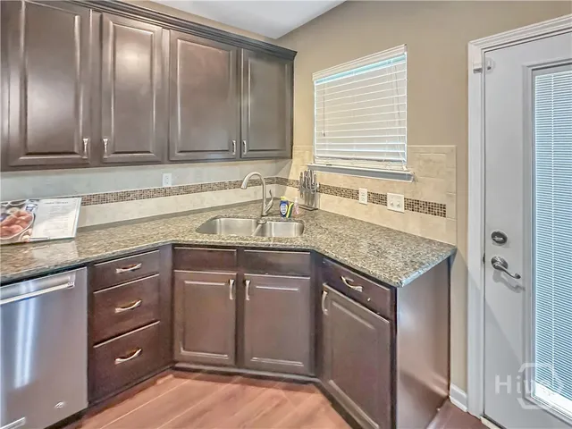 $2,400 | 278 Willow Point Circle, Savannah, GA 31407