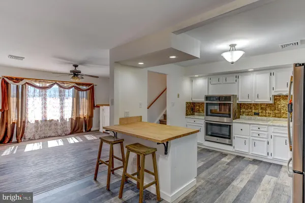 $462,500 | 148 Penn Avenue, Elysburg, PA 17824