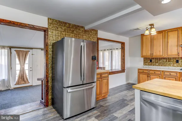 $462,500 | 148 Penn Avenue, Elysburg, PA 17824
