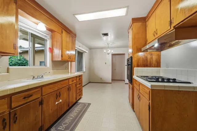 $369,000 | 414 Lynn Way, Yuba City, CA 95991