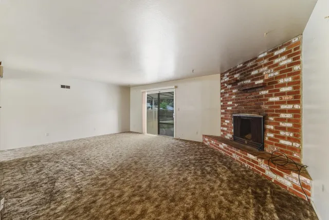 $369,000 | 414 Lynn Way, Yuba City, CA 95991