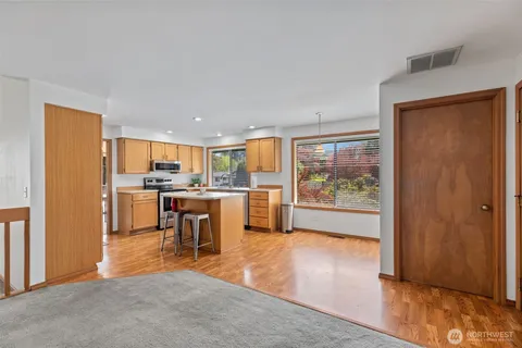 $599,000 | 29126 52nd Place South, Auburn, WA 98001