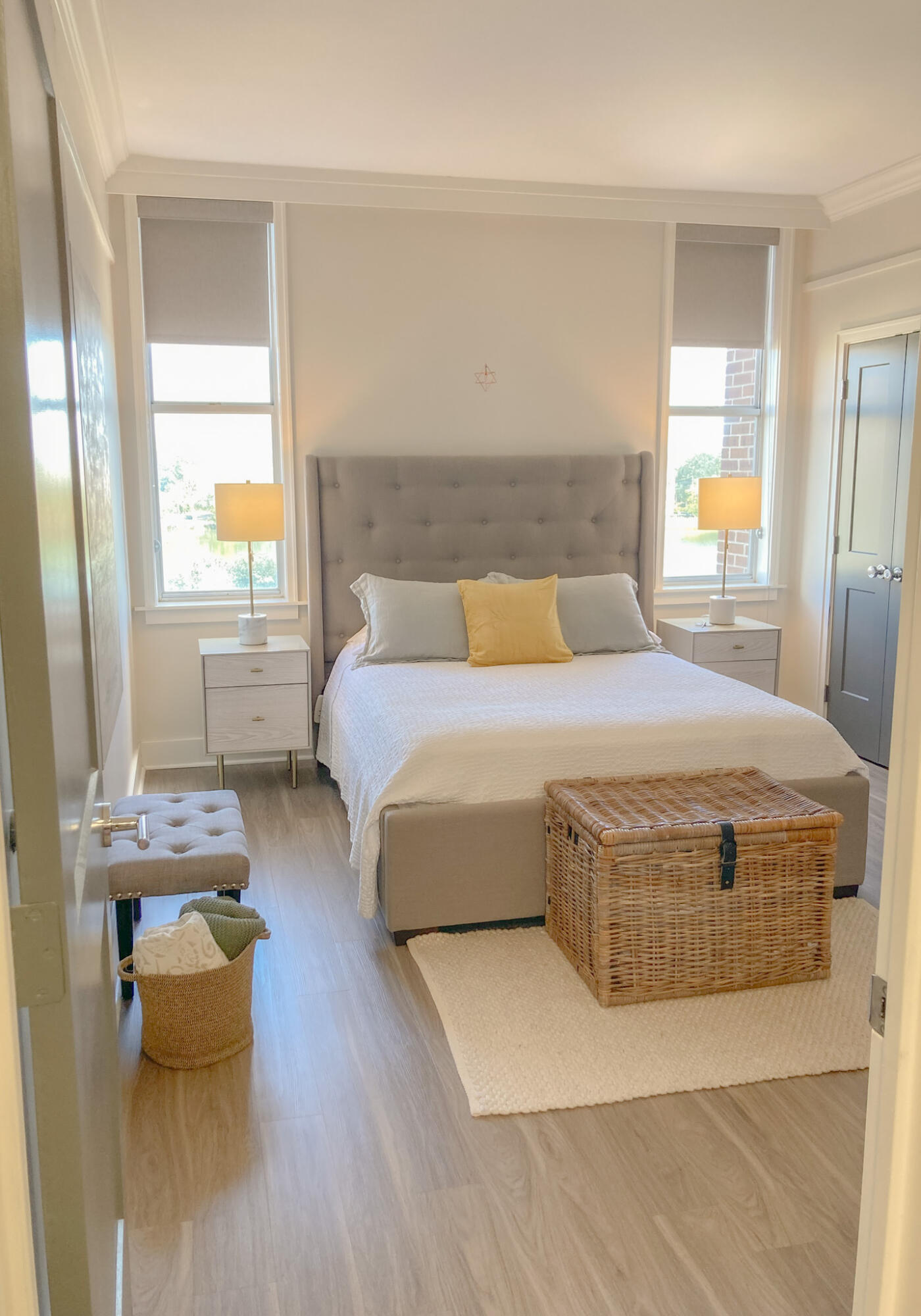 14 Lockwood Drive, Unit 3B Charleston, SC 29401 - Photo 12 of 33 Bedroom 1