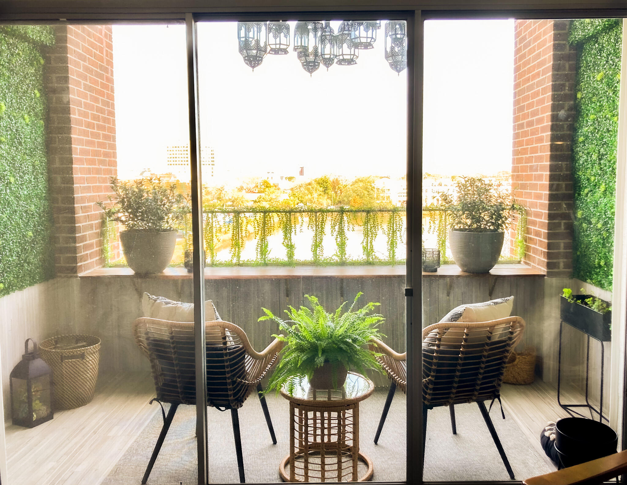 14 Lockwood Drive, Unit 3B Charleston, SC 29401 - Photo 14 of 33 Patio from inside