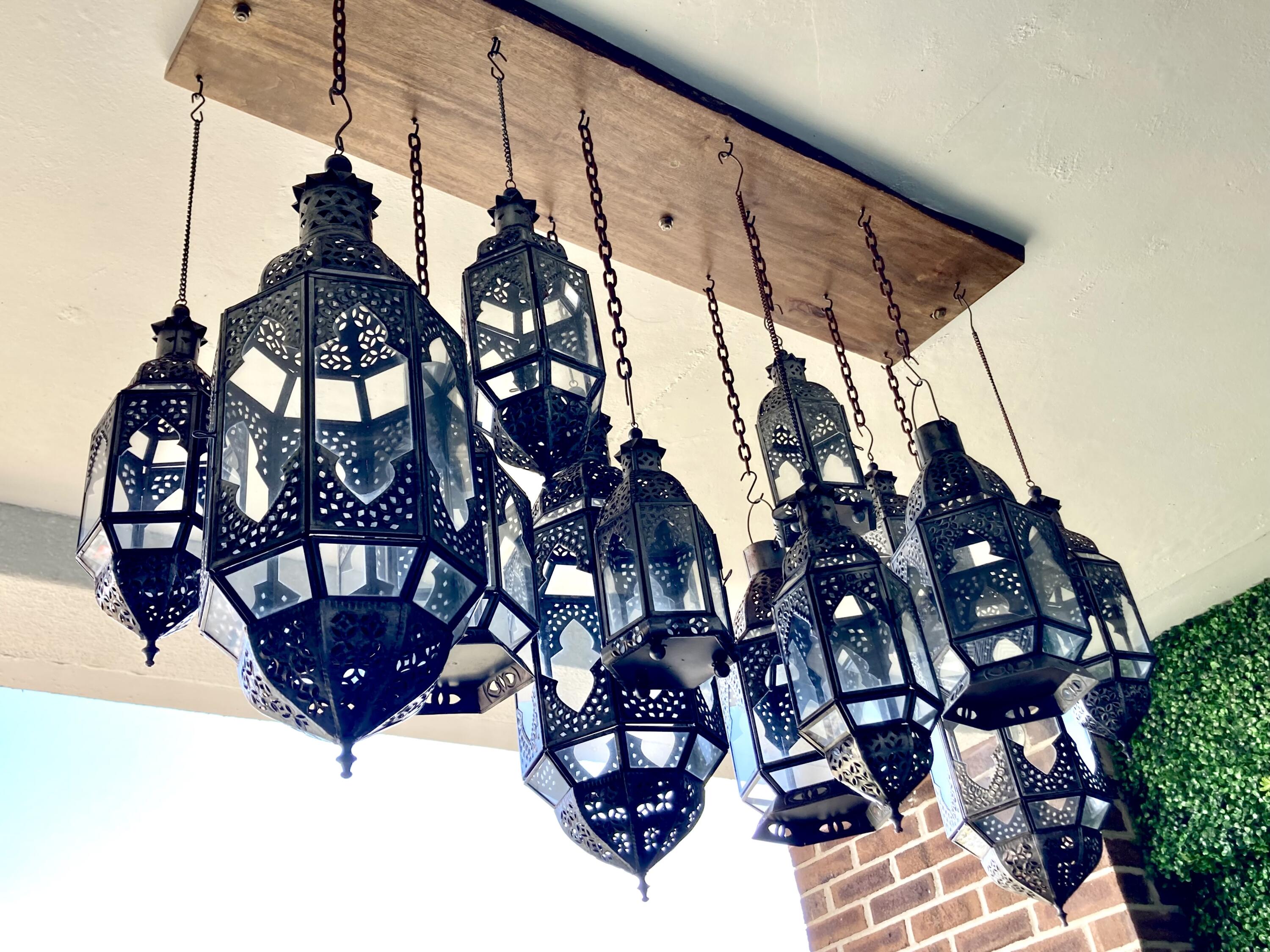 14 Lockwood Drive, Unit 3B Charleston, SC 29401 - Photo 16 of 33 Patio lanterns