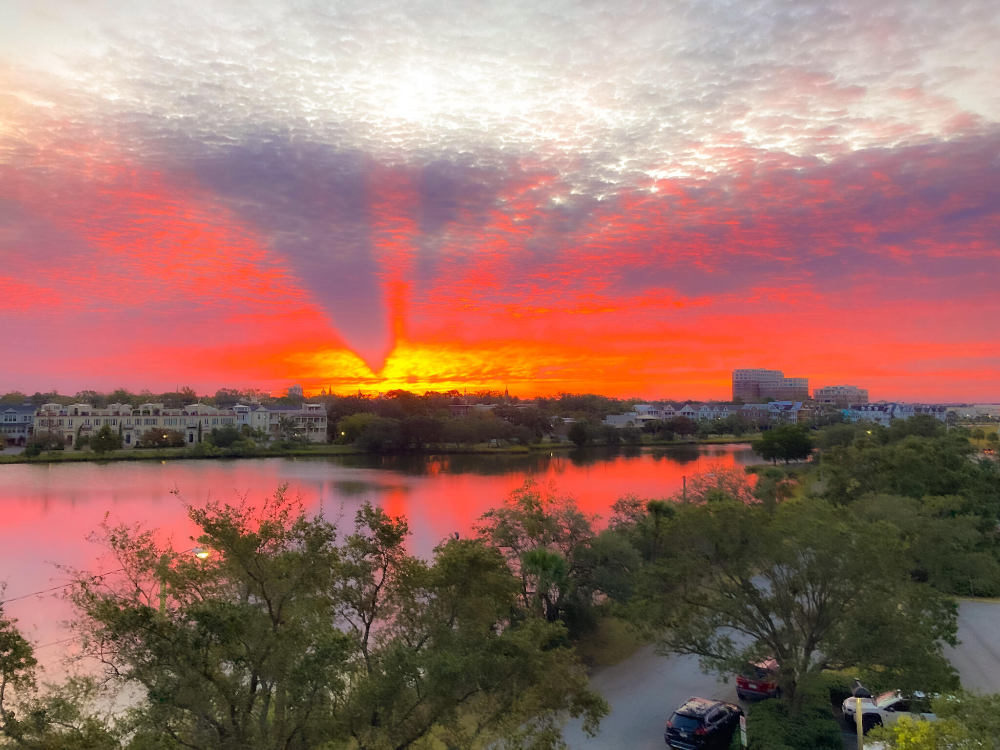 14 Lockwood Drive, Unit 3B Charleston, SC 29401 - Photo 18 of 33 Sunrise from patio 1