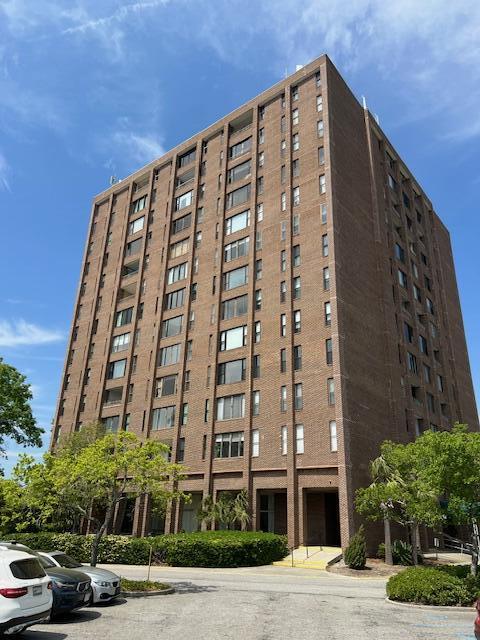 14 Lockwood Drive, Unit 3B Charleston, SC 29401 - Photo 28 of 33 IMG_8233