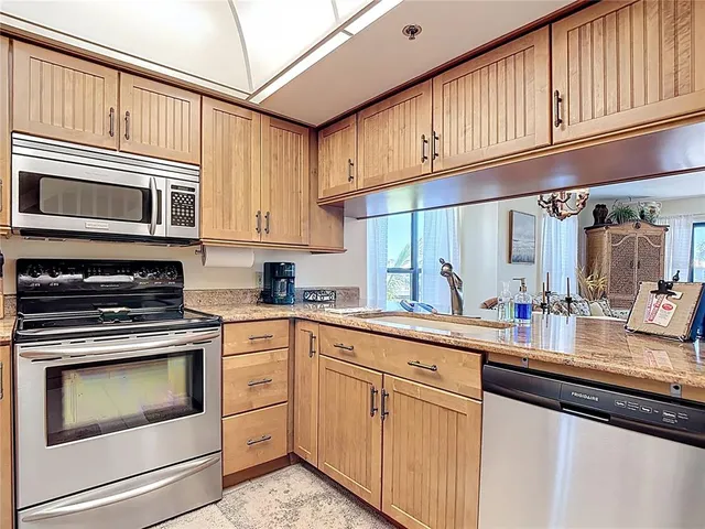 $419,000 | 16750 Bocilla Palms Drive, Unit 74, Bokeelia, FL 33922