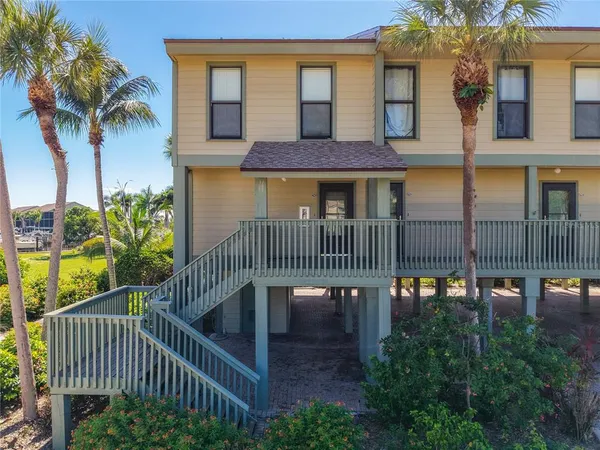 $419,000 | 16750 Bocilla Palms Drive, Unit 74, Bokeelia, FL 33922