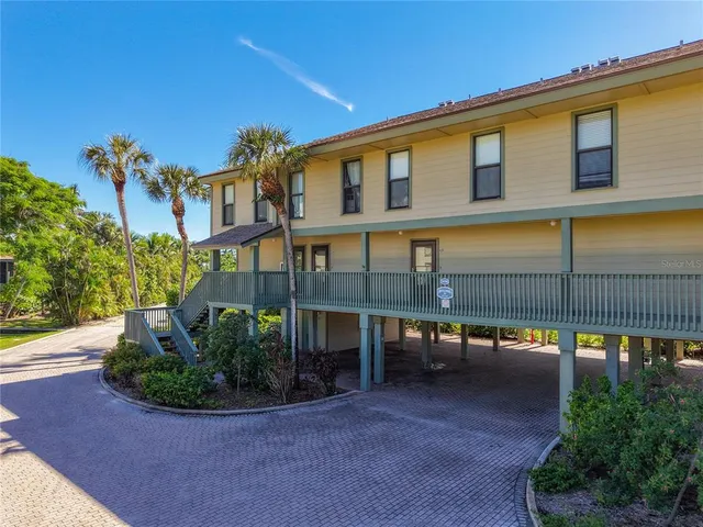$419,000 | 16750 Bocilla Palms Drive, Unit 74, Bokeelia, FL 33922