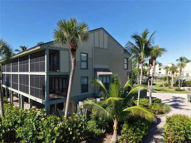 $419,000 | 16750 Bocilla Palms Drive, Unit 74, Bokeelia, FL 33922