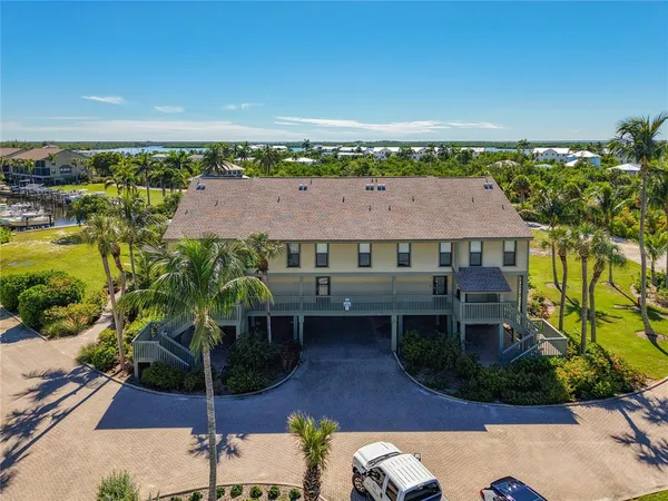 $419,000 | 16750 Bocilla Palms Drive, Unit 74, Bokeelia, FL 33922