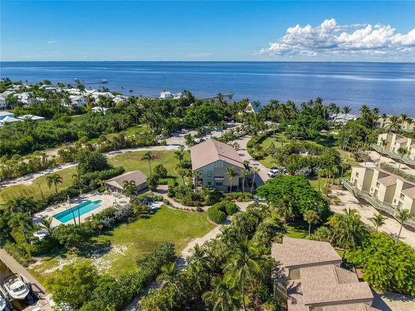 $419,000 | 16750 Bocilla Palms Drive, Unit 74, Bokeelia, FL 33922