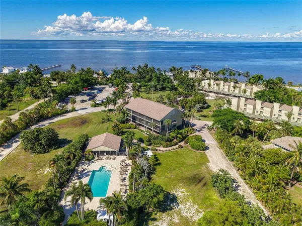 $419,000 | 16750 Bocilla Palms Drive, Unit 74, Bokeelia, FL 33922