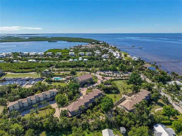 $419,000 | 16750 Bocilla Palms Drive, Unit 74, Bokeelia, FL 33922