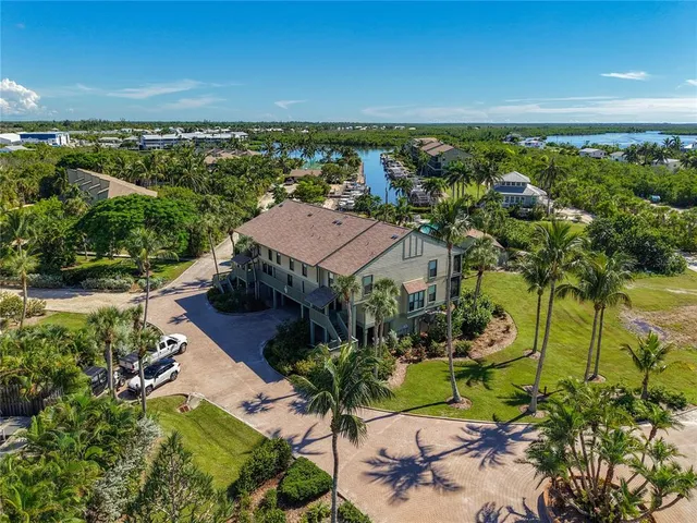 $419,000 | 16750 Bocilla Palms Drive, Unit 74, Bokeelia, FL 33922