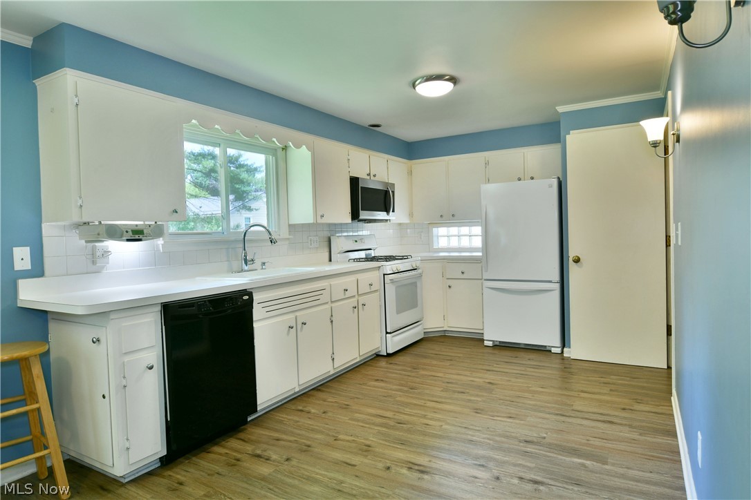 2141 North Road Northeast Warren, OH 44483 - Photo 17 of 50