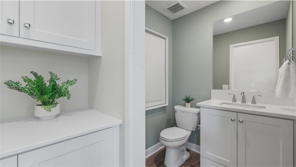 26747 Laurel Mountain Loop Valencia, CA 91381 - Photo 8 of 22 Photos shown are of model only- not actual homesite.