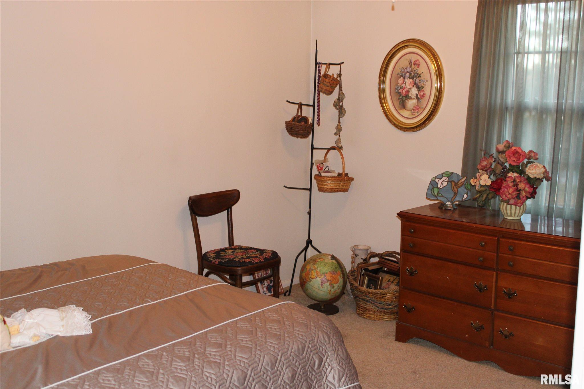 2926 Vigal Road Springfield, IL 62712 - Photo 14 of 26