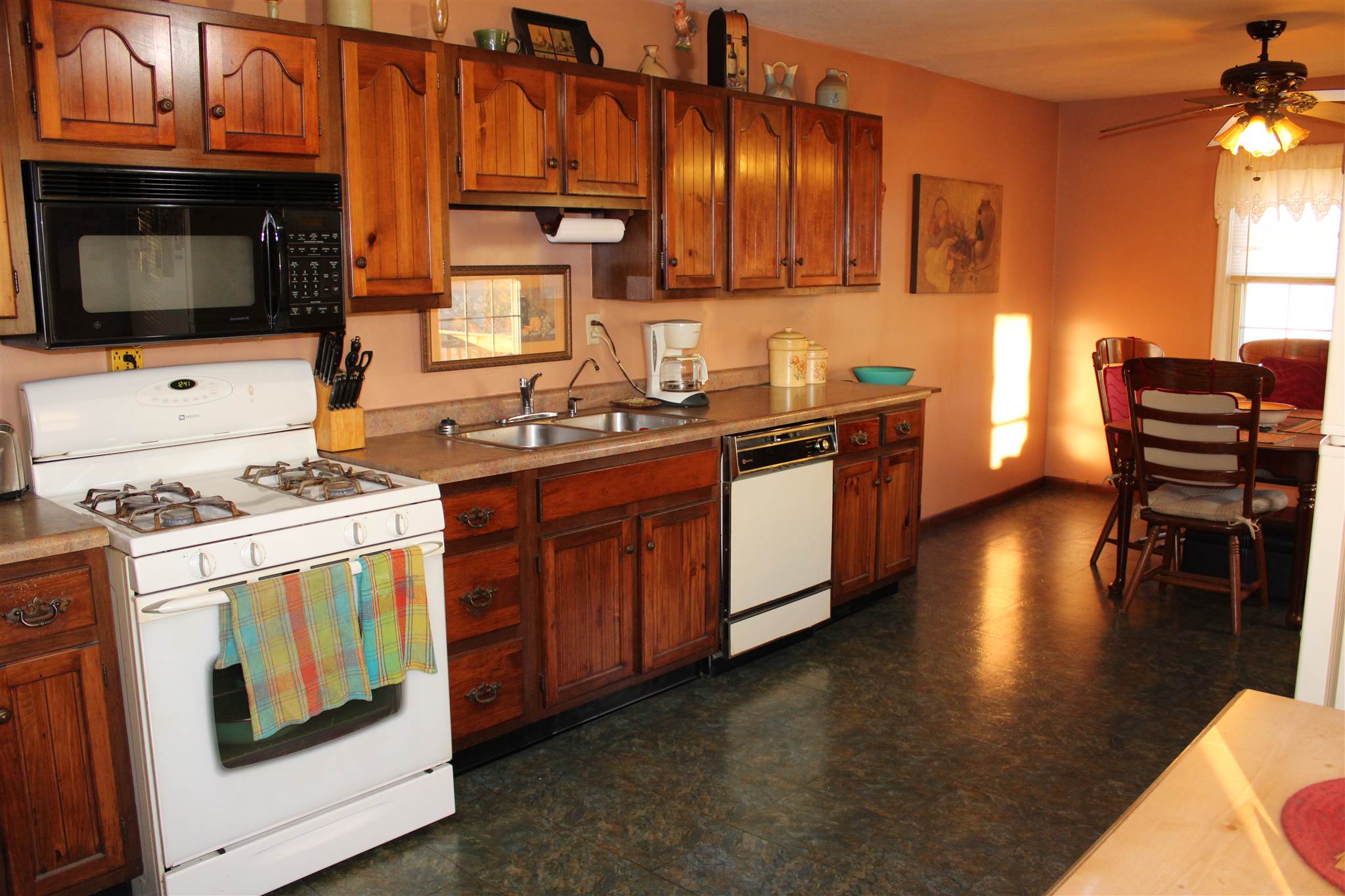 2926 Vigal Road Springfield, IL 62712 - Photo 5 of 26