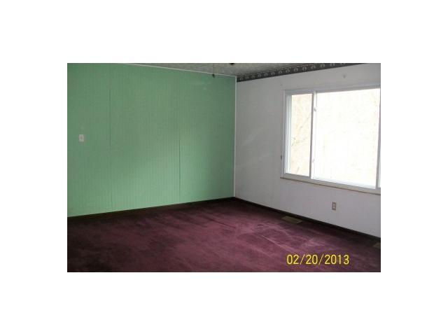 27944 Locust Grove Road McArthur, OH 45651 - Photo 4 of 6