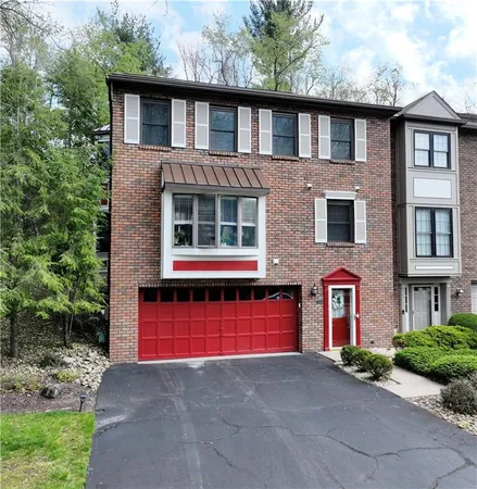 $315,800 | 136 Glenwood Drive, Monroeville, PA 15146
