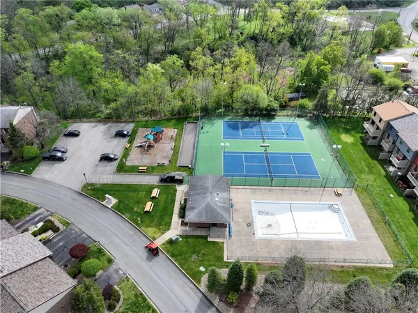 $315,800 | 136 Glenwood Drive, Monroeville, PA 15146