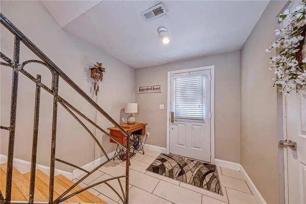 $315,800 | 136 Glenwood Drive, Monroeville, PA 15146
