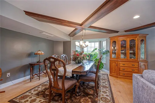 $315,800 | 136 Glenwood Drive, Monroeville, PA 15146