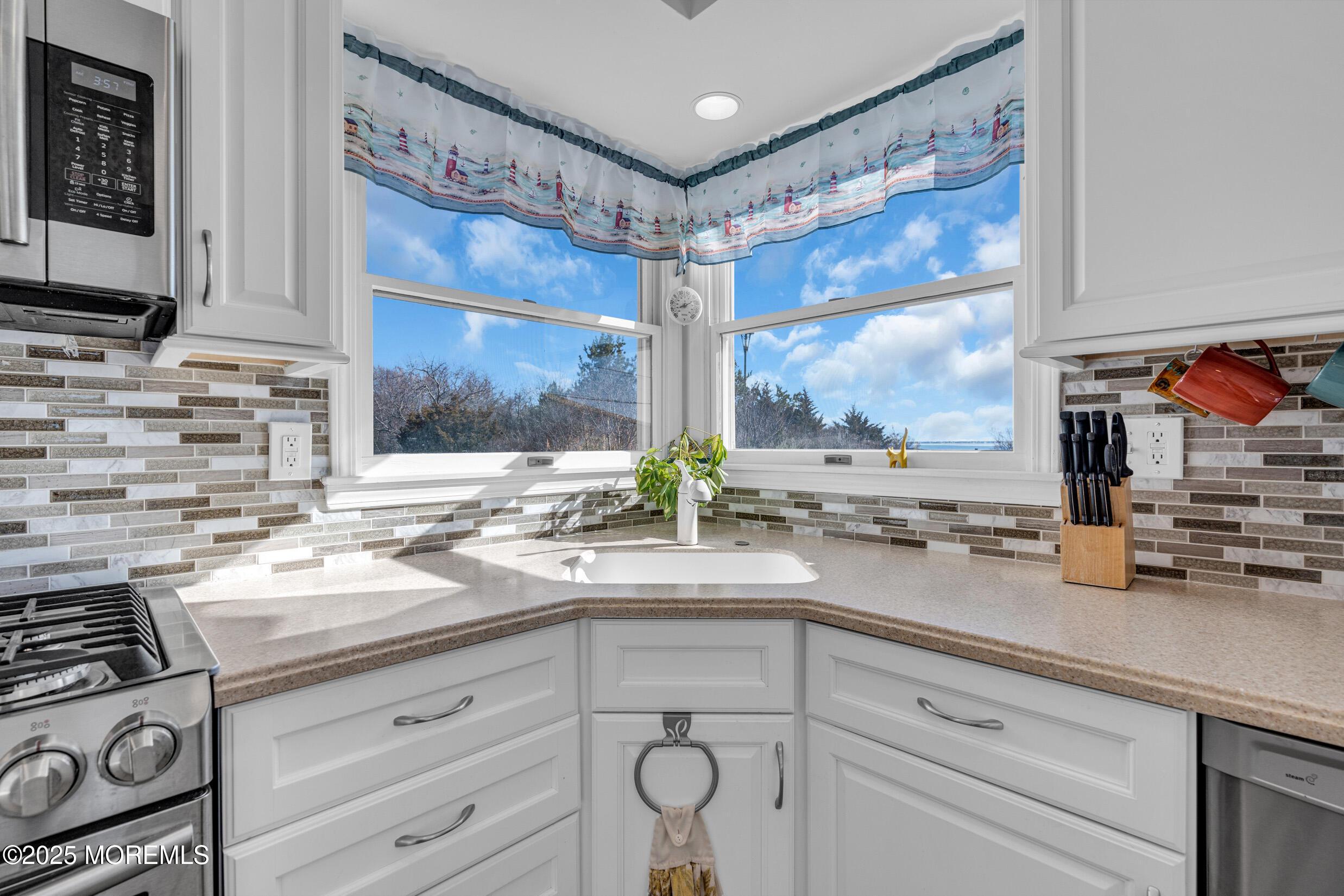 295 Allen Road Bayville, NJ 08721 - Photo 54 of 95 5 (31)