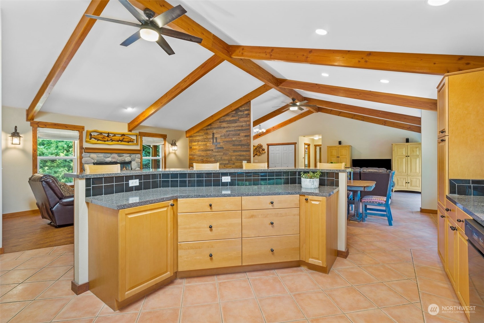 2088 Academy Road Bellingham, WA 98226 - Photo 15 of 40 Gallery Image 15