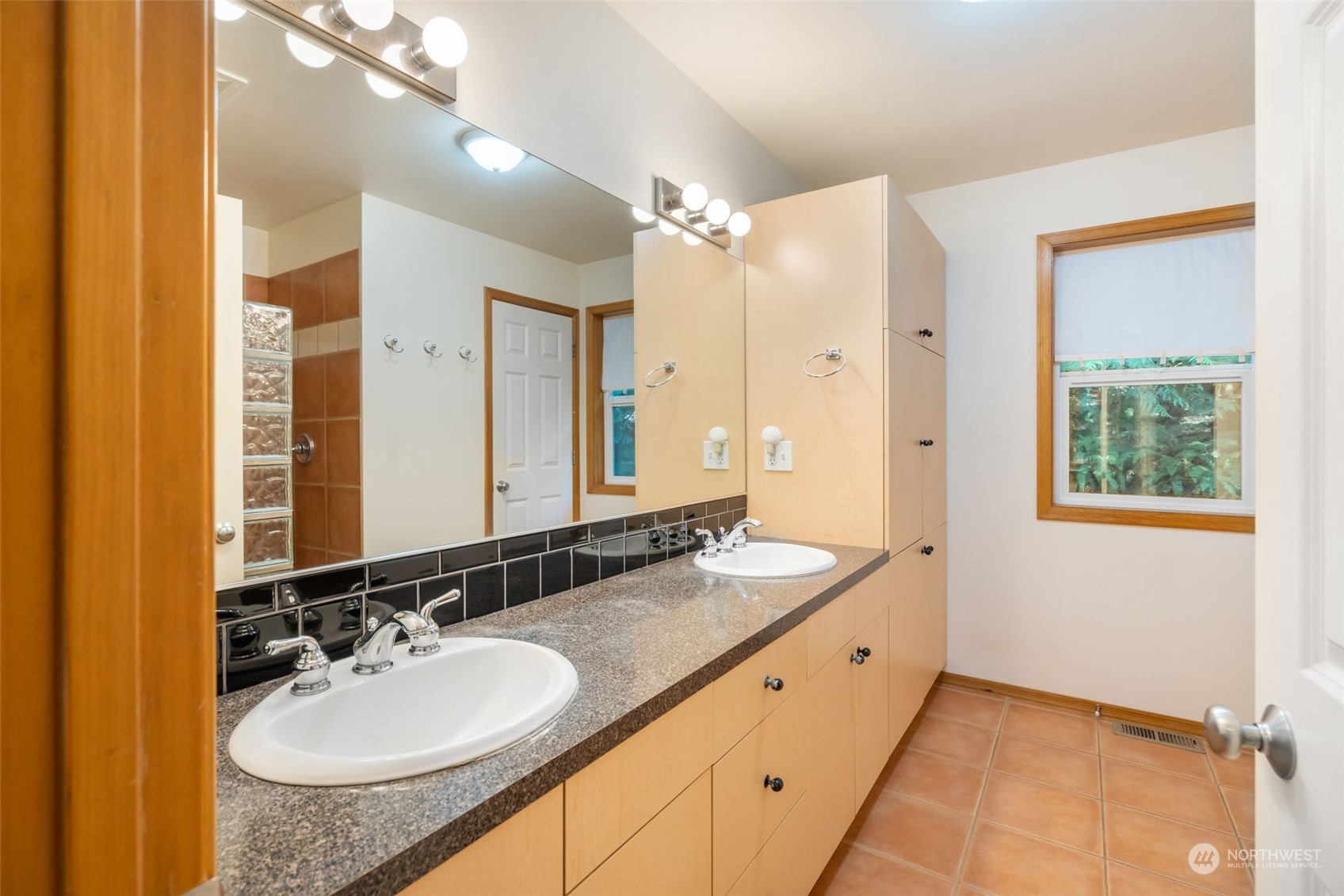 2088 Academy Road Bellingham, WA 98226 - Photo 22 of 40 Gallery Image 22