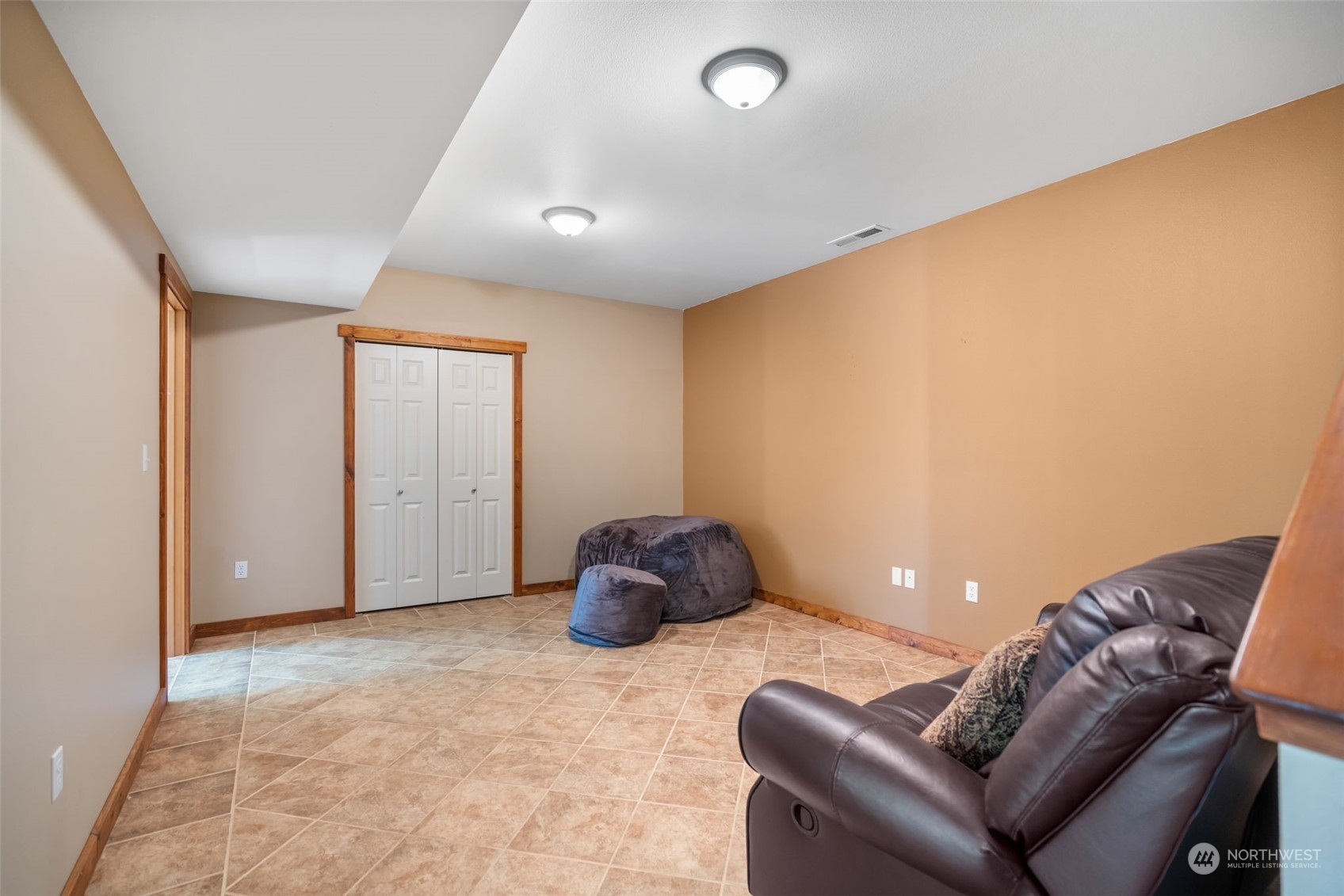 2088 Academy Road Bellingham, WA 98226 - Photo 26 of 40 Gallery Image 26
