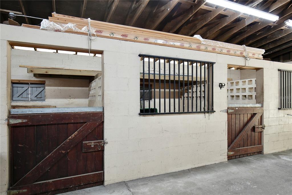 183 Parsons Road Longwood, FL 32779 - Photo 50 of 100 a utility room with dryer and washer