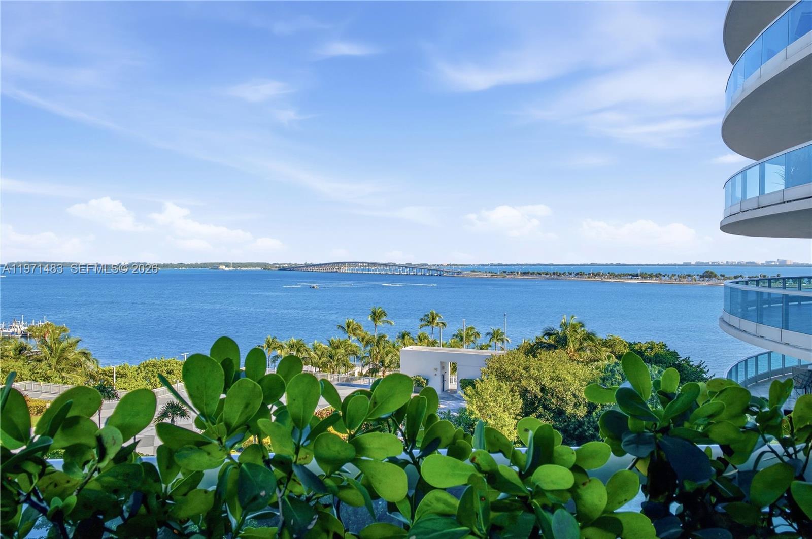 2127 Brickell Avenue, Unit 904 Miami, FL 33129 - Photo 16 of 38 a view of a garden