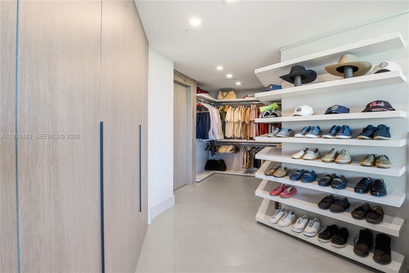 2127 Brickell Avenue, Unit 904 Miami, FL 33129 - Photo 23 of 38