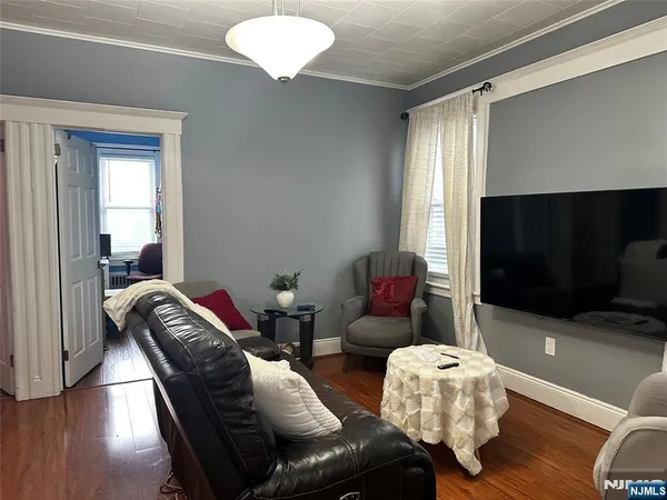 $2,600 | 70 Arthur Street, Clifton, NJ 07011