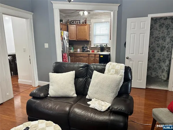 $2,600 | 70 Arthur Street, Clifton, NJ 07011