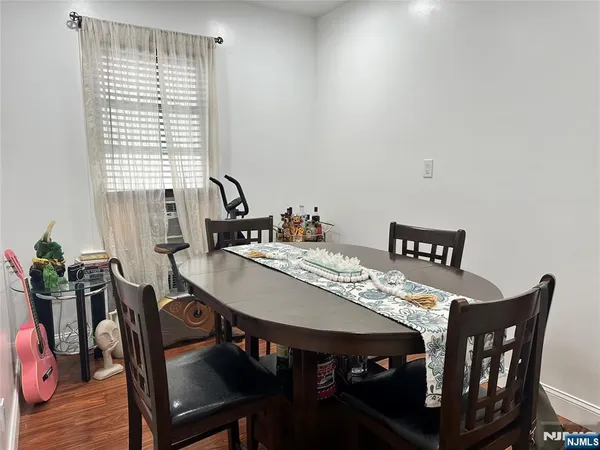 $2,600 | 70 Arthur Street, Clifton, NJ 07011