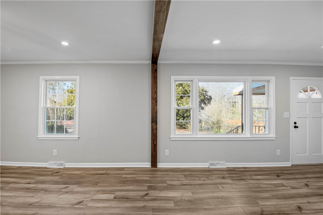 318 Elljean Road Easley, SC 29640 - Photo 15 of 37