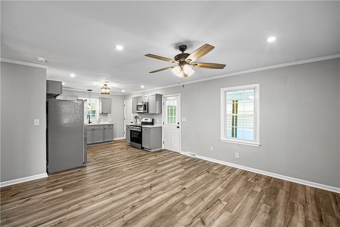 318 Elljean Road Easley, SC 29640 - Photo 16 of 37