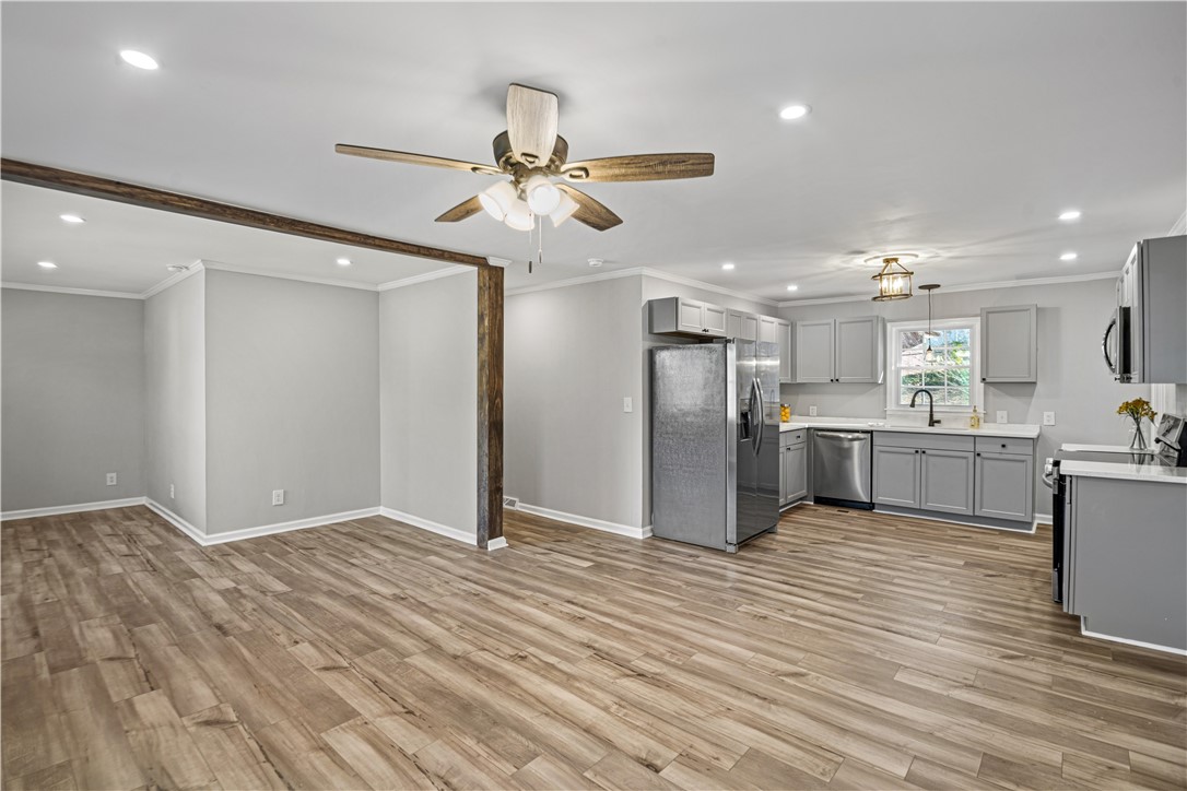 318 Elljean Road Easley, SC 29640 - Photo 17 of 37